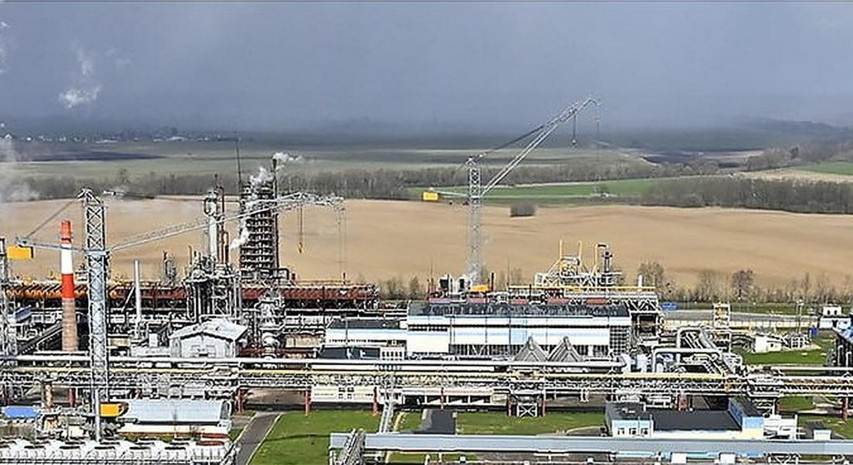 На предприятии «Гродно Азот» сообщили о временной остановке в аммиачном цехе