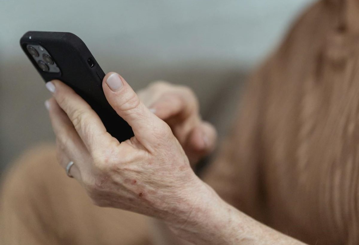 Пенсионерка продала столичное жилье по указанию мошенников: так хотела защитить свою квартиру