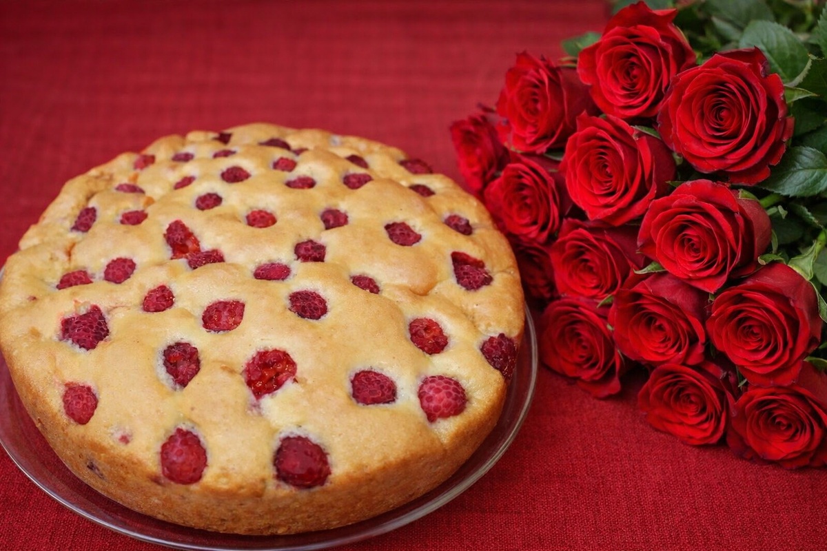 Малиновый пирог ко Дню влюблённых — десерт, который растопит любое сердце
