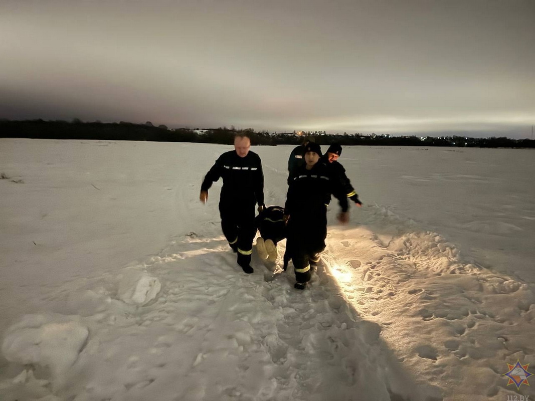 Двух женщин нашли обессиленными в снегу под Могилёвом