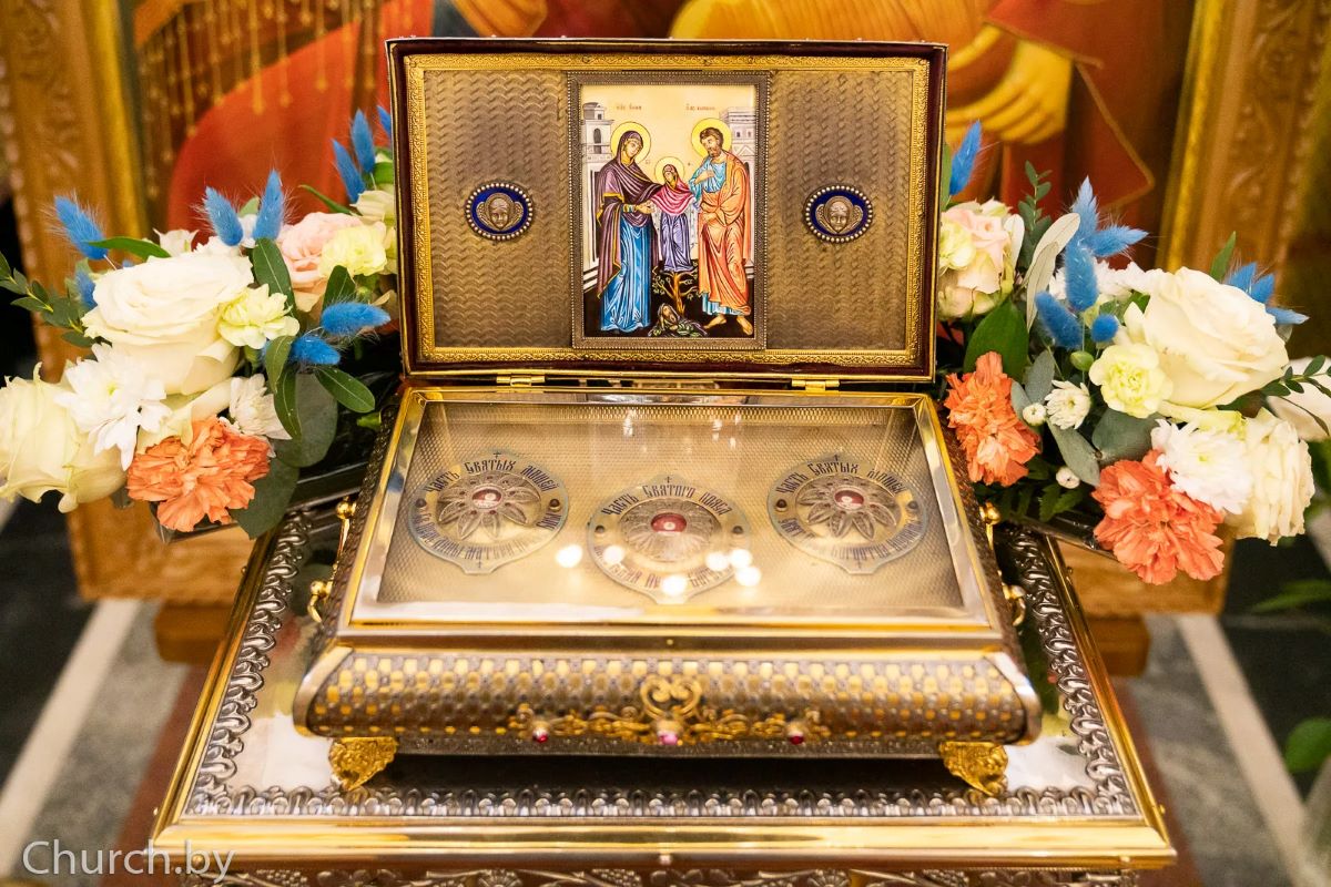 В Жировичи привезут Пояс Пресвятой Богородицы и частицы мощей Иоакима и Анны