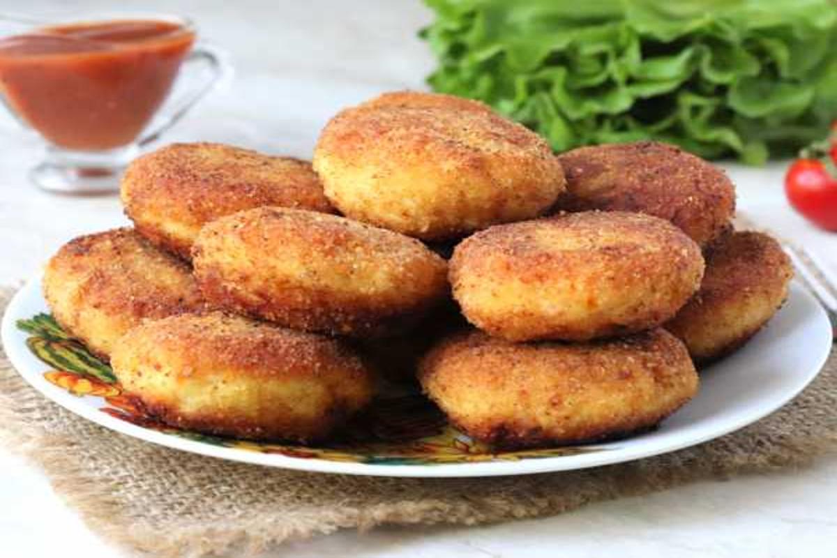 Не хлеб и не яйцо: вот что делает котлеты невероятно сочными