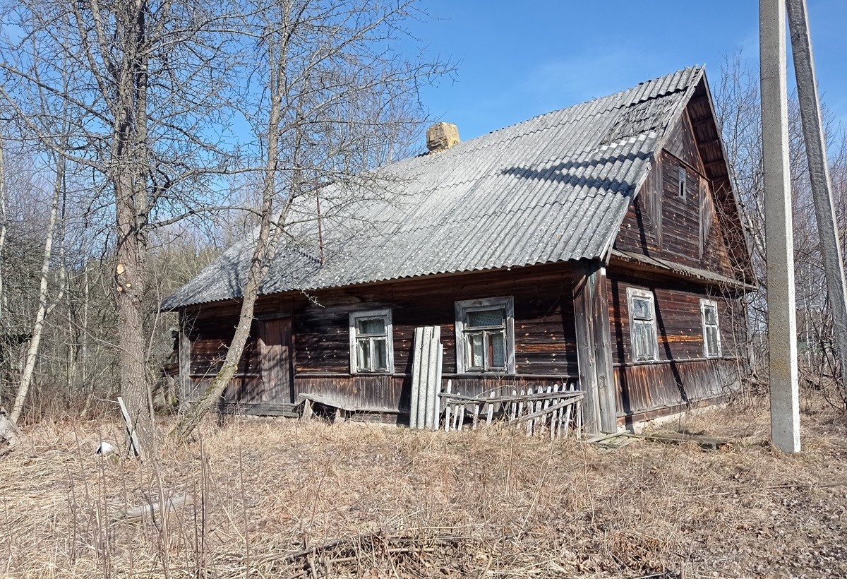 Пустующие дома за 45 рублей – свежая подборка