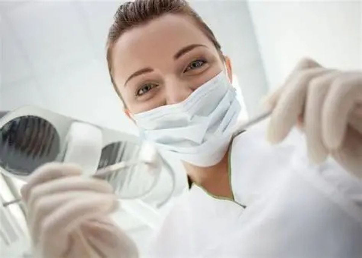 Стоматолога задержали прямо во время лечения восьмилетнего пациента — её подозревают в алкогольном опьянении