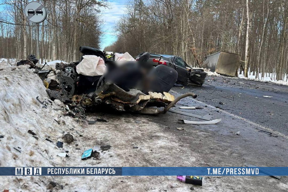 Утром под Речицей в аварии оборвались жизни матери и ребенка