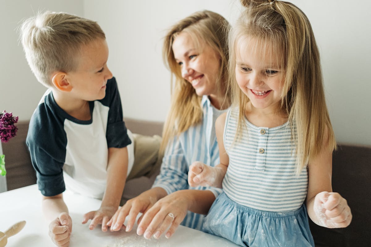 Вот две худшие вещи, которые родители делают для своих детей – и о которых потом горько жалеют