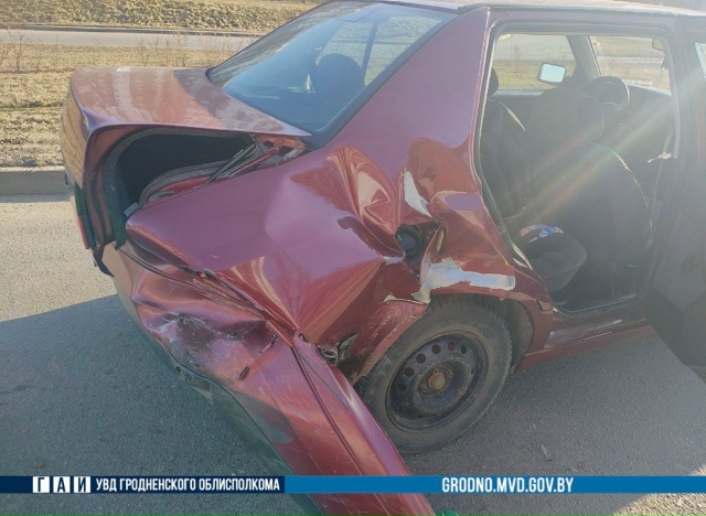 В Гродно после столкновения трёх авто пострадал ребёнок