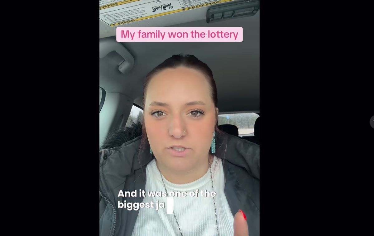 "Родители выиграли 80 миллионов, а я живу от зарплаты до зарплаты": история звезды TikTok