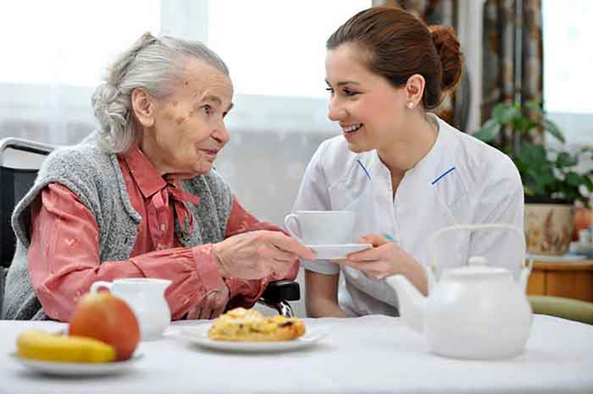  Заказать соцработника или няню в Беларуси стало проще