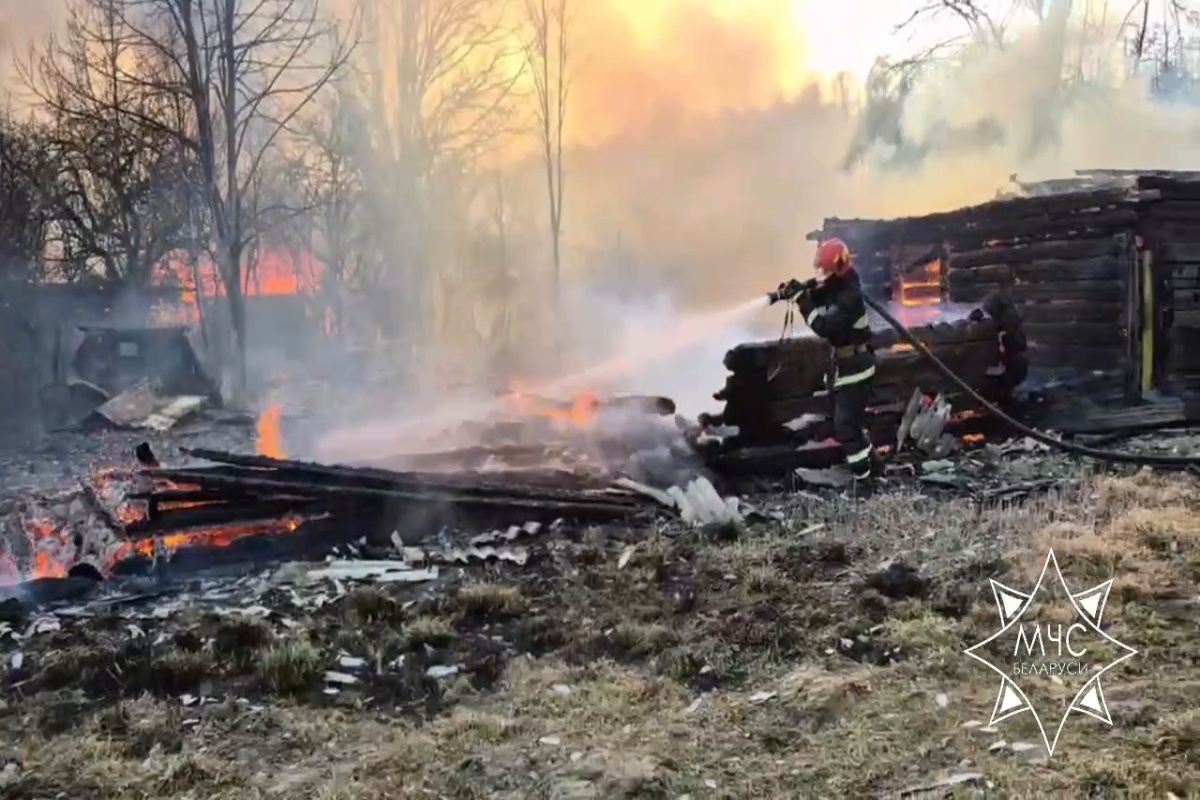 6 домов и 12 построек сгорели при пожаре в Пружанском районе