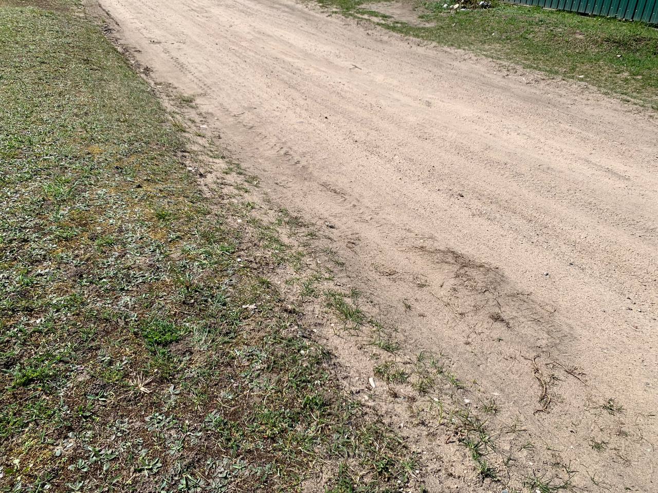 Почему не ровняют проезд между улицами Берёзовой и Сосновой: разъяснение Слонимского ГУП ЖКХ