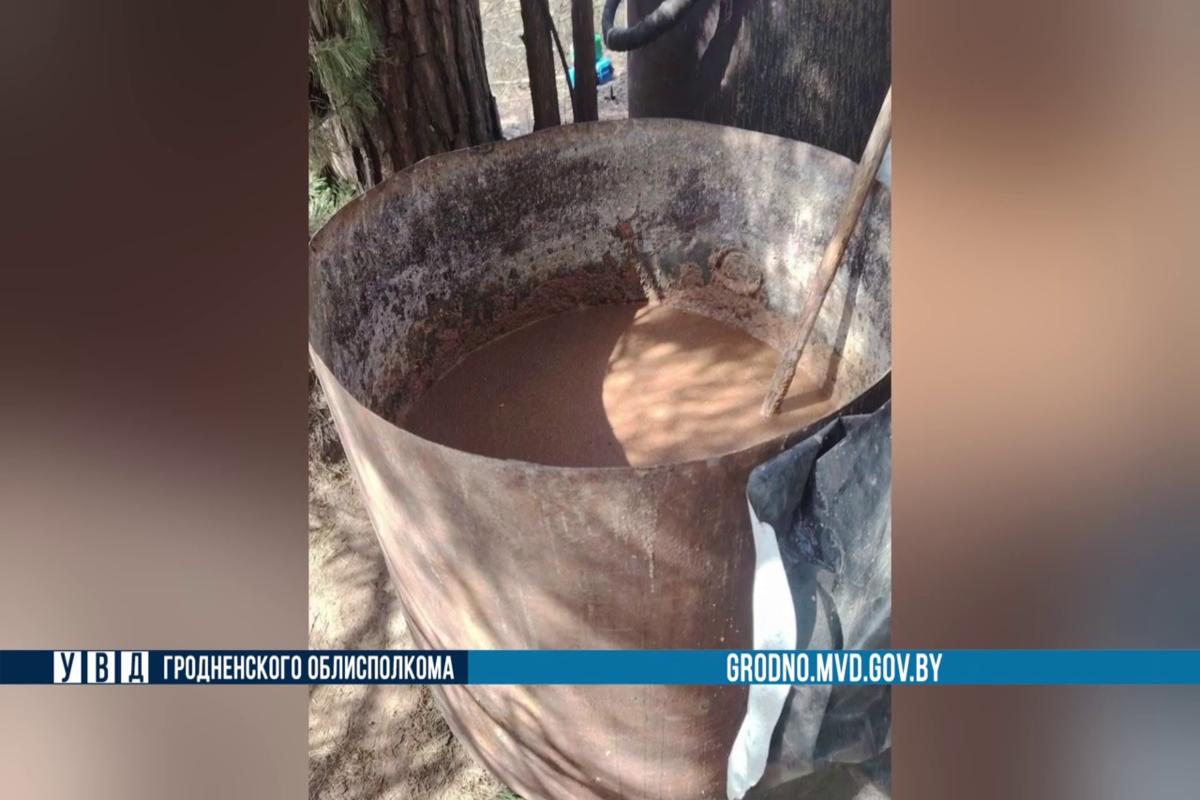 Подпольный мини-завод обнаружили под Новогрудком