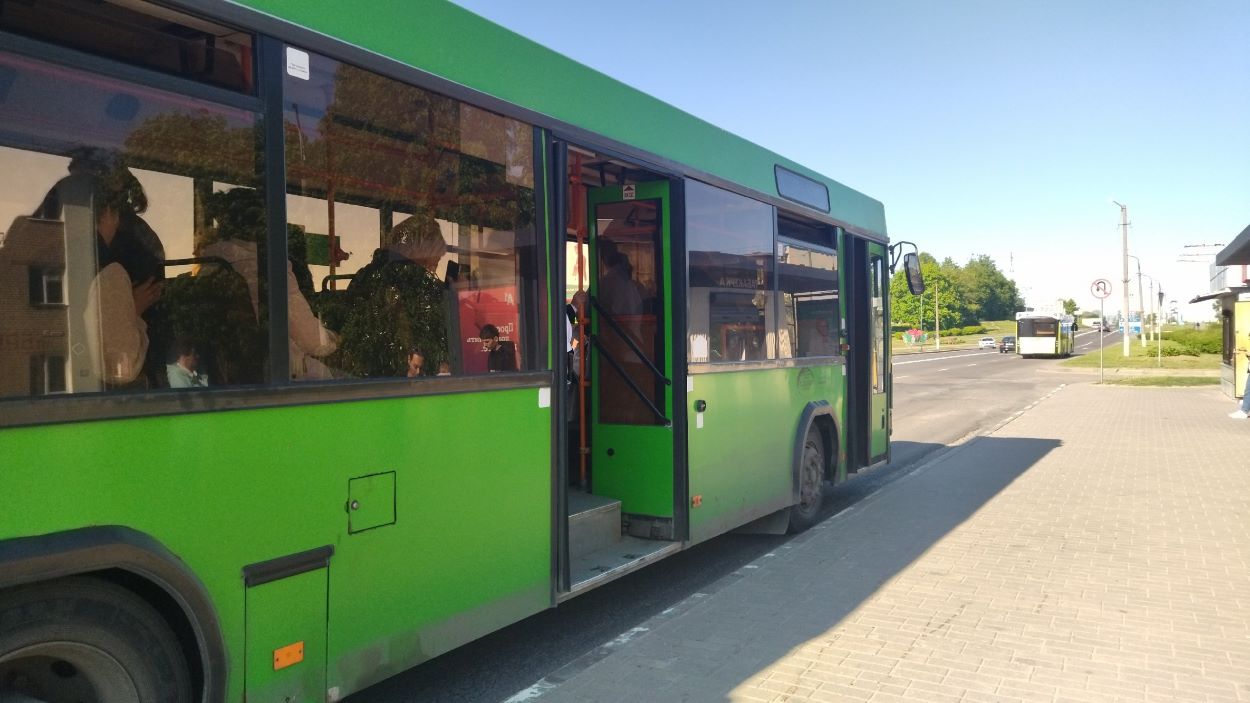 автобус слоним