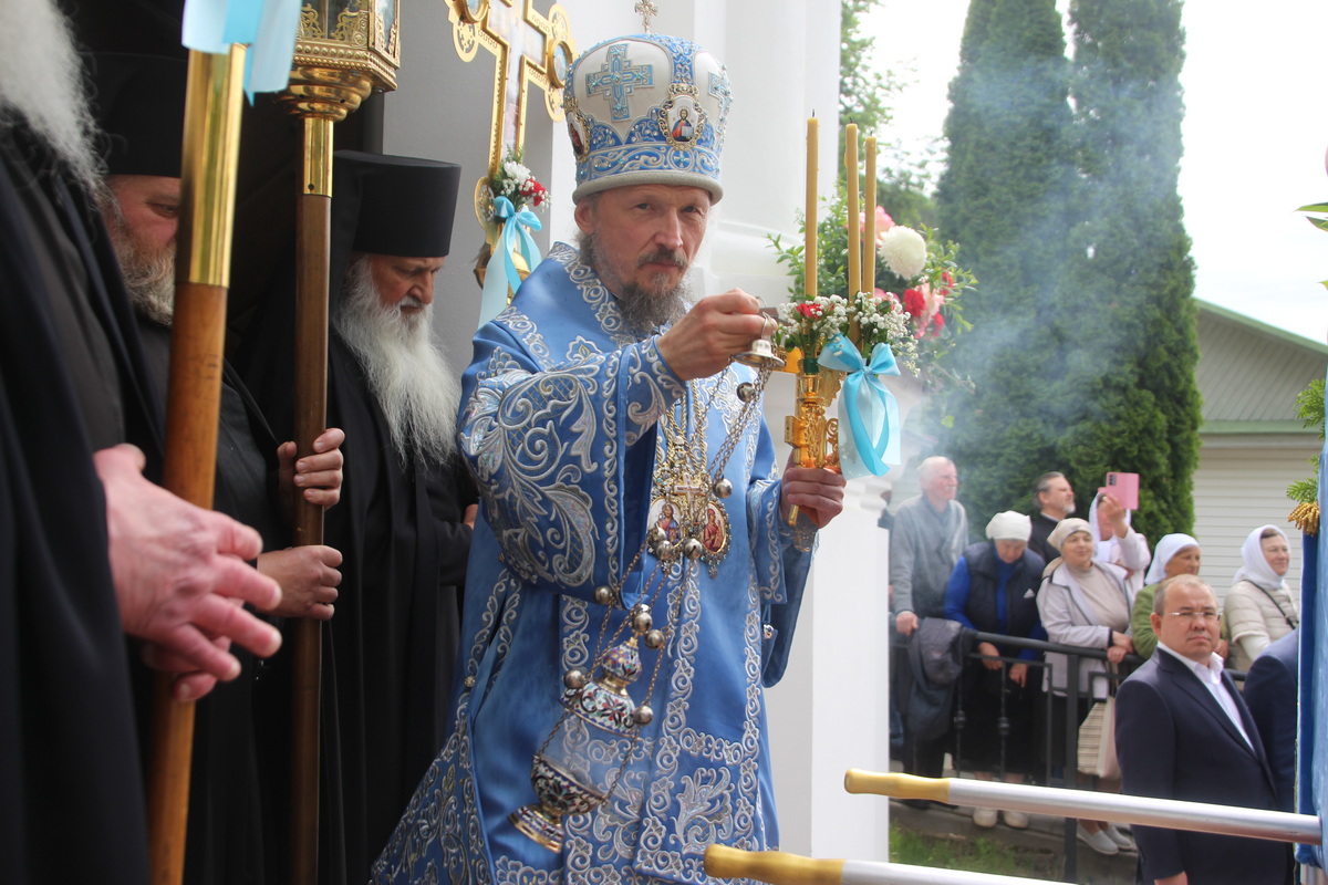 праздничное богослужение