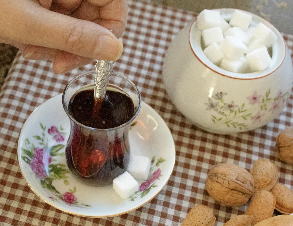 чай с сахаром