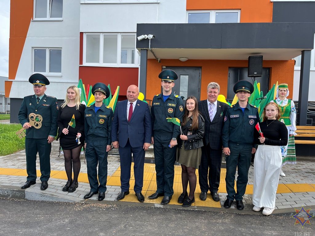 новоселы
