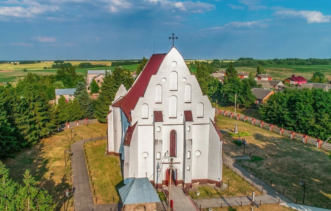 костел в ишколди