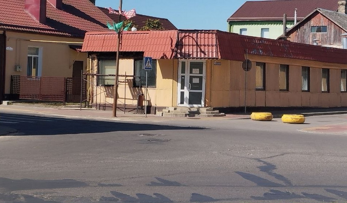 закрылся магазин