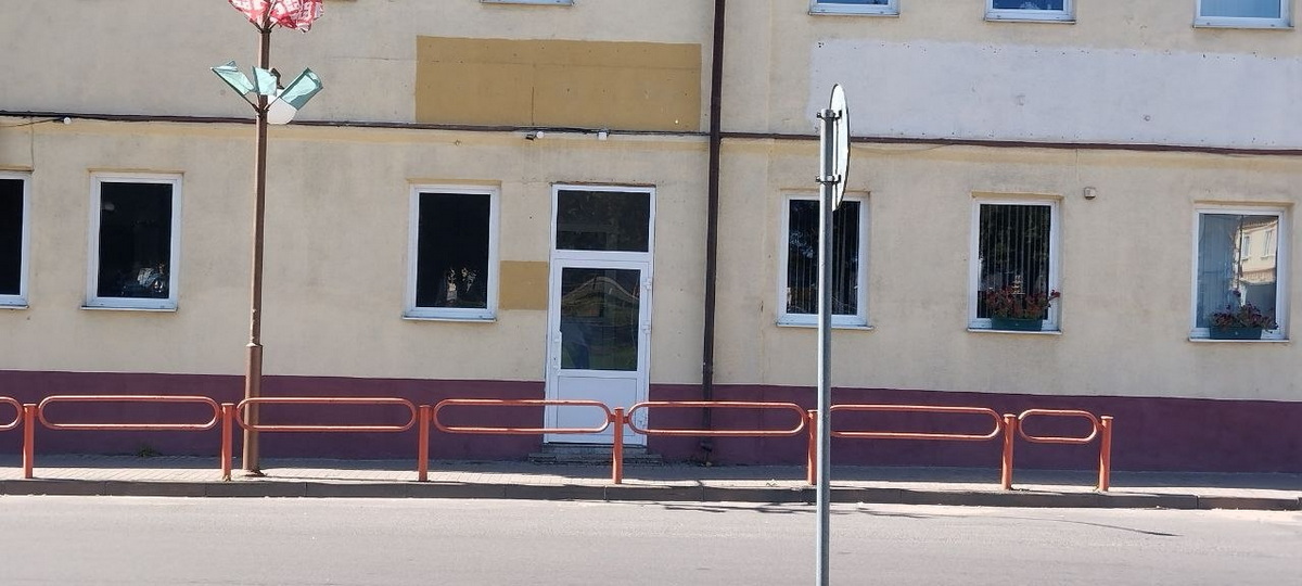 закрылось кафе