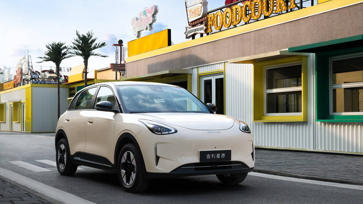 Geely E2