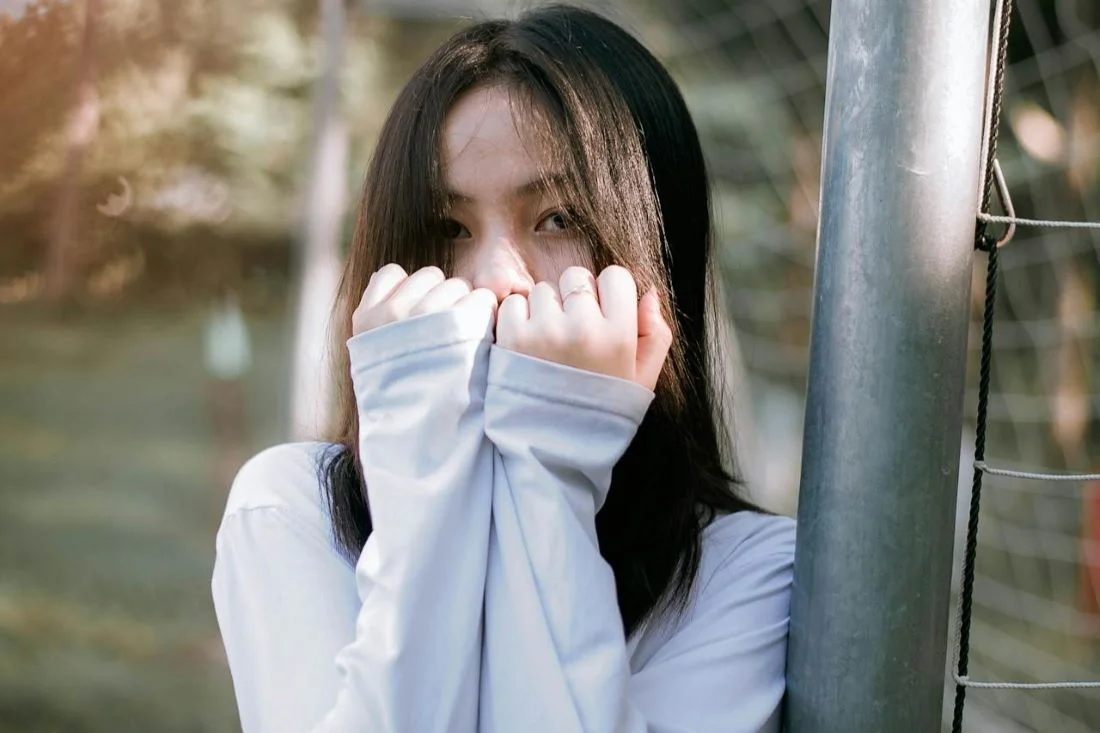 «А че у тебя с лицом? А че ты так вырядилась?» Из-за вечных придирок отца перестала с ним общаться