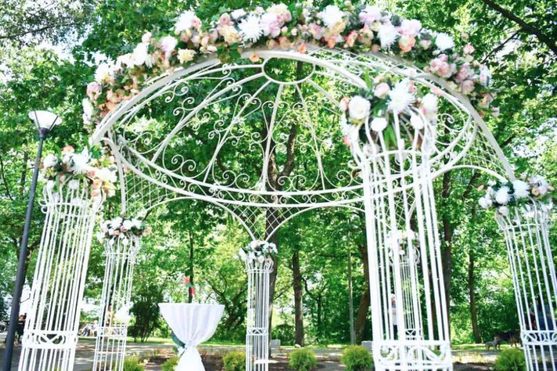 Атмосферное место для выездных церемоний бракосочетания появилось в Гомеле