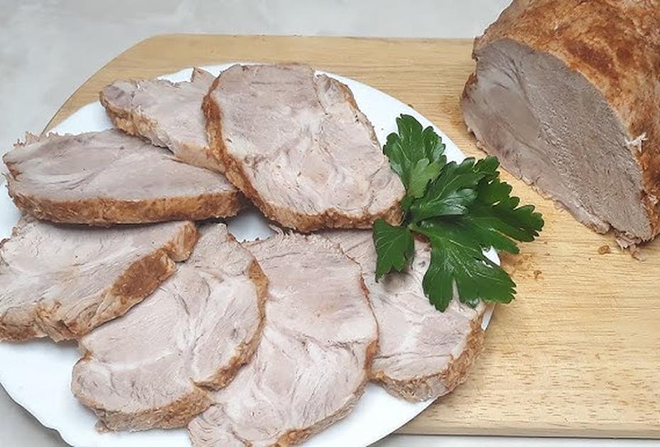 Буженина за 40 минут: вкусно, сочно и без духовки