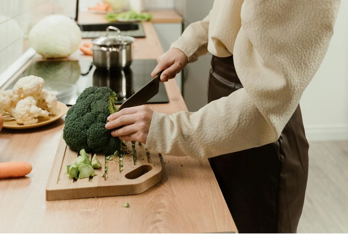 Чтобы похудеть, полгода ела только куриную грудку и капусту. И вот что произошло с ее организмом