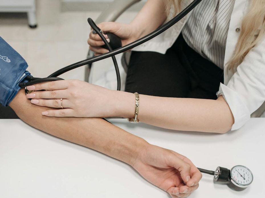 Должен ли сотрудник возвращаться на рабочее место по завершении прохождения медкомиссии?