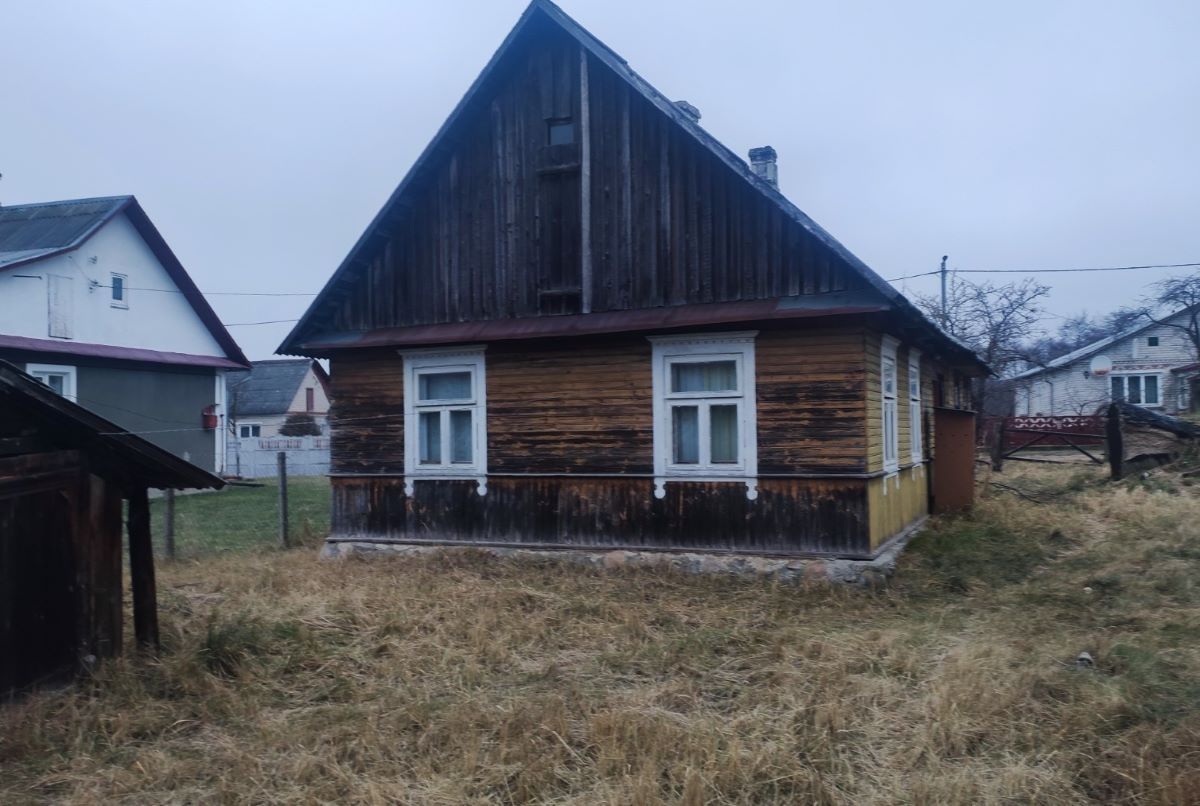 Дом в Слониме выставили на аукцион всего за 1 базовую