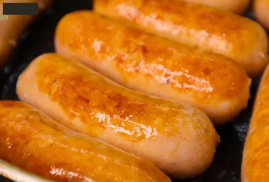 Домашние куриные сосиски — дети съедают в миг