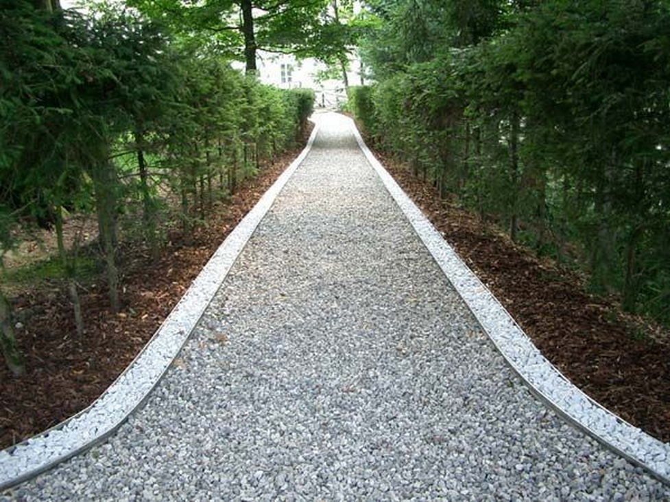 Эксперты рассказали о современной альтернативе бетонным дорожкам