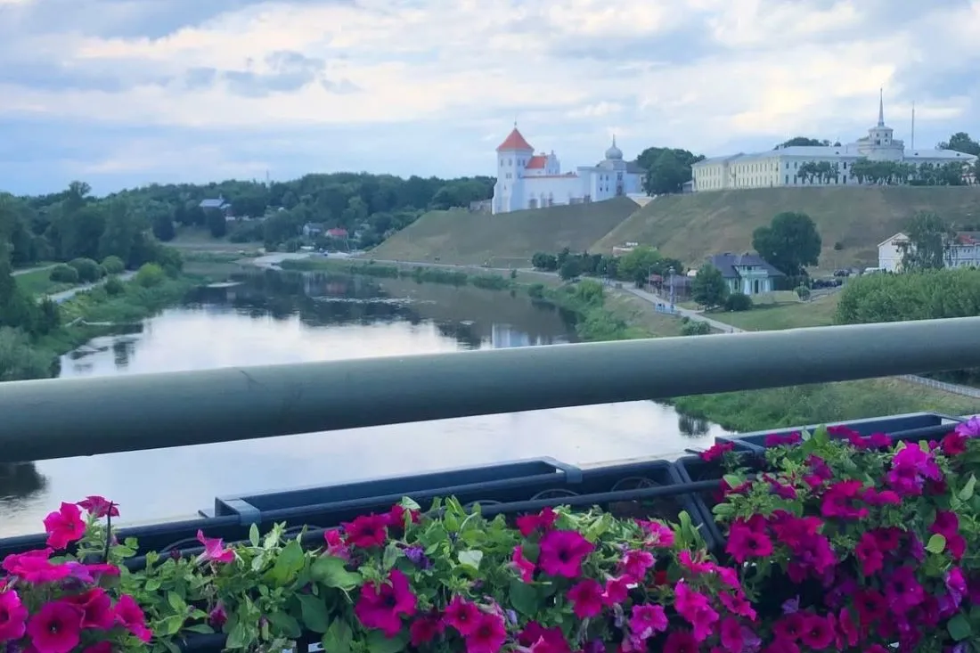 Гродно накроет густой туман: объявлен оранжевый уровень опасности
