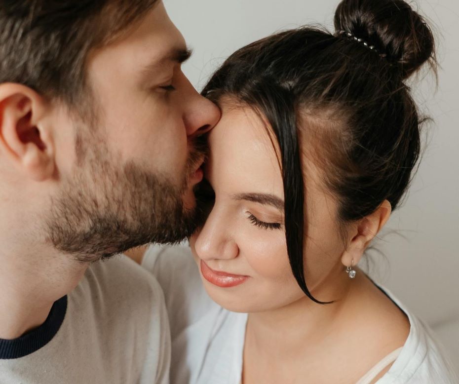 Когда бывший потребовал отчёт у оператора о моих звонках и СМС, поняла, что дальше – только бежать