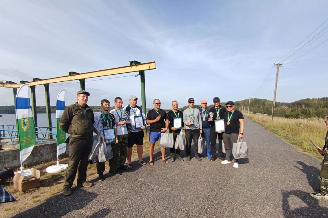 Команда слонимских рыболовов стала призером республиканских соревнований