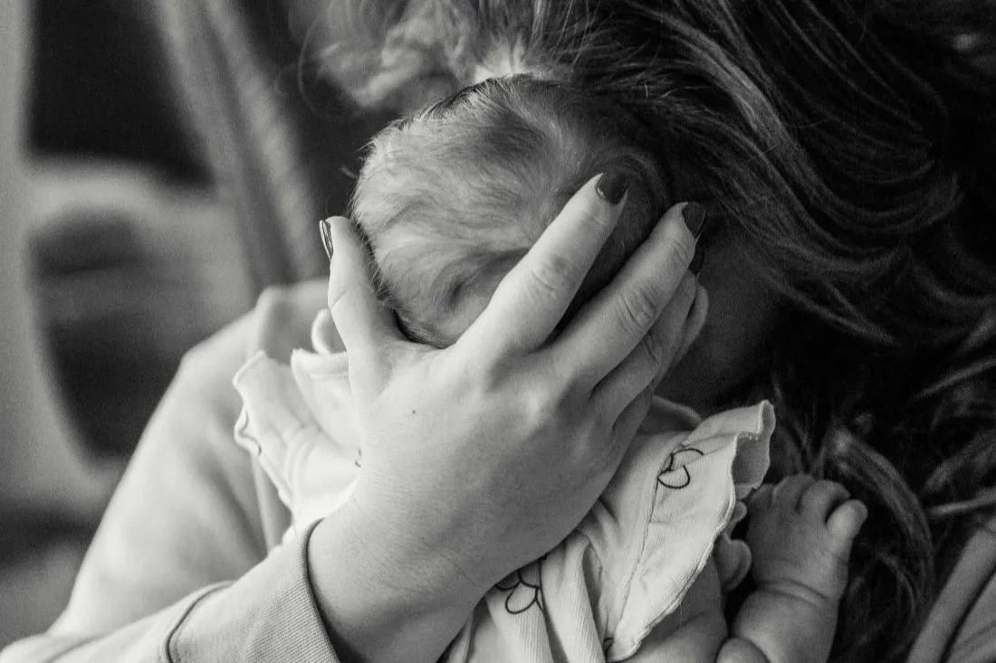 Муж тайно сменил имя ребенку: родила дочку, а он назвал ее именем другой женщины, подозреваю измену