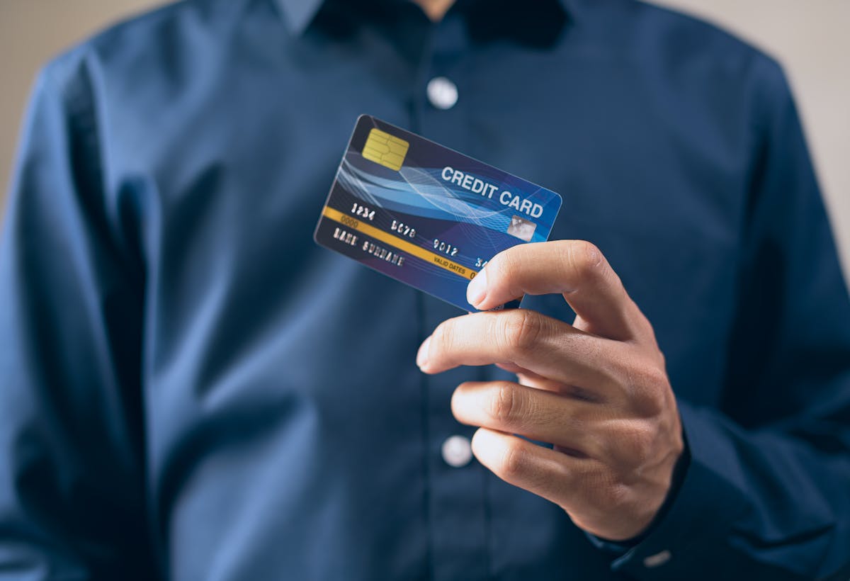 О возможных сбоях в работе карт 5 декабря предупредили белорусов