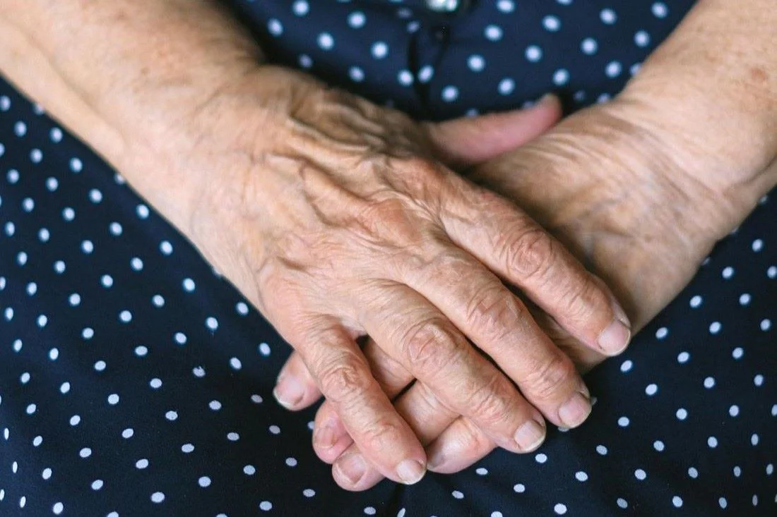 Обманула пенсионерку на крупную сумму и выманила квартиру в Минске. Суд вынес приговор