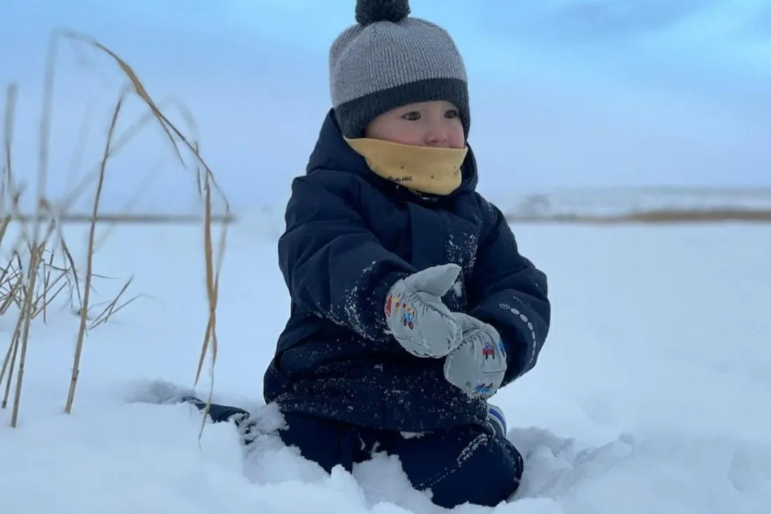 Оставила троих детей в снегу, чтобы снова выйти замуж: через пару лет она встретила своего сына перед магазином