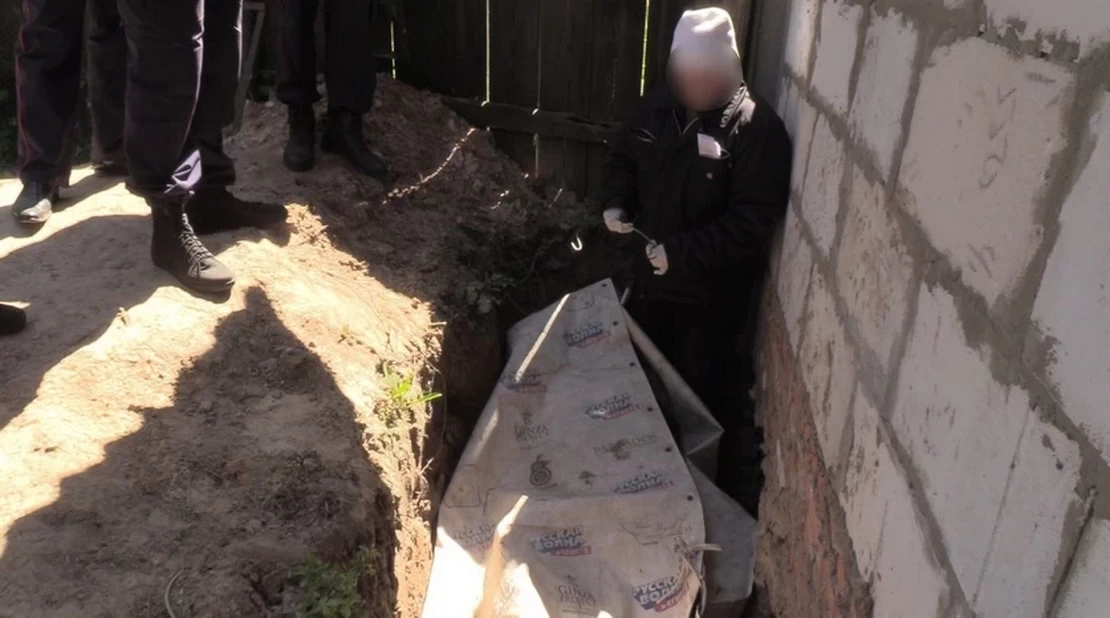 Пенсионер зверски убил дачника и закопал тело на участке