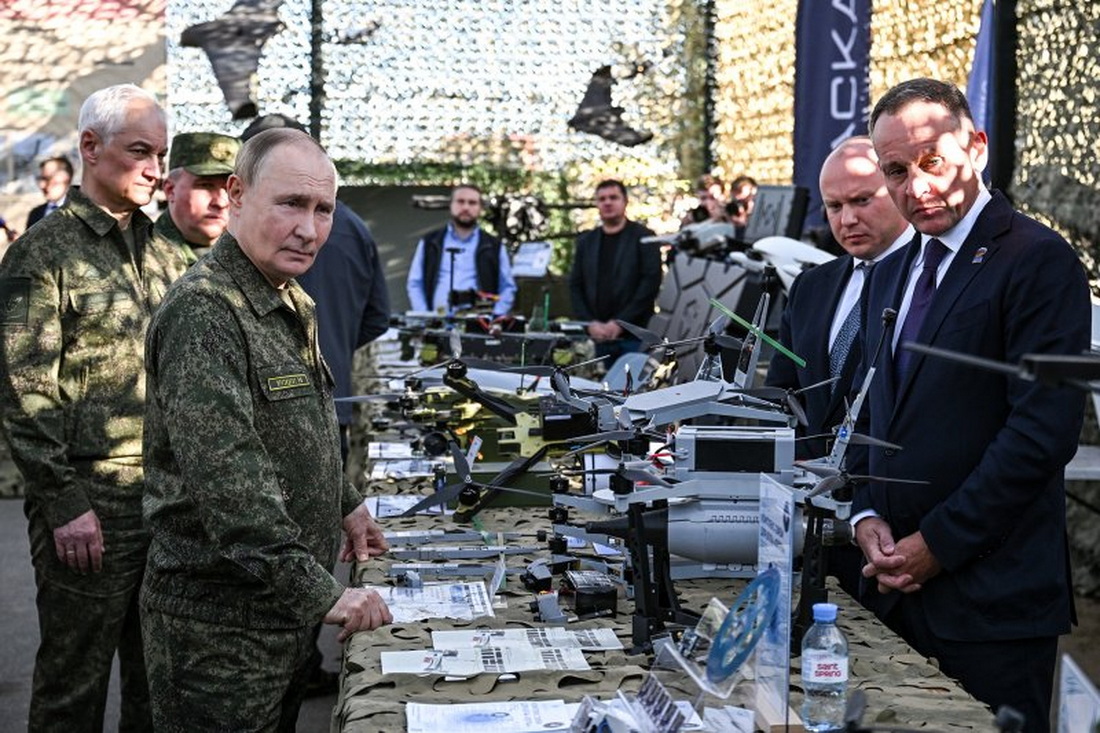 Путин прибыл на учения «Запад-2025»