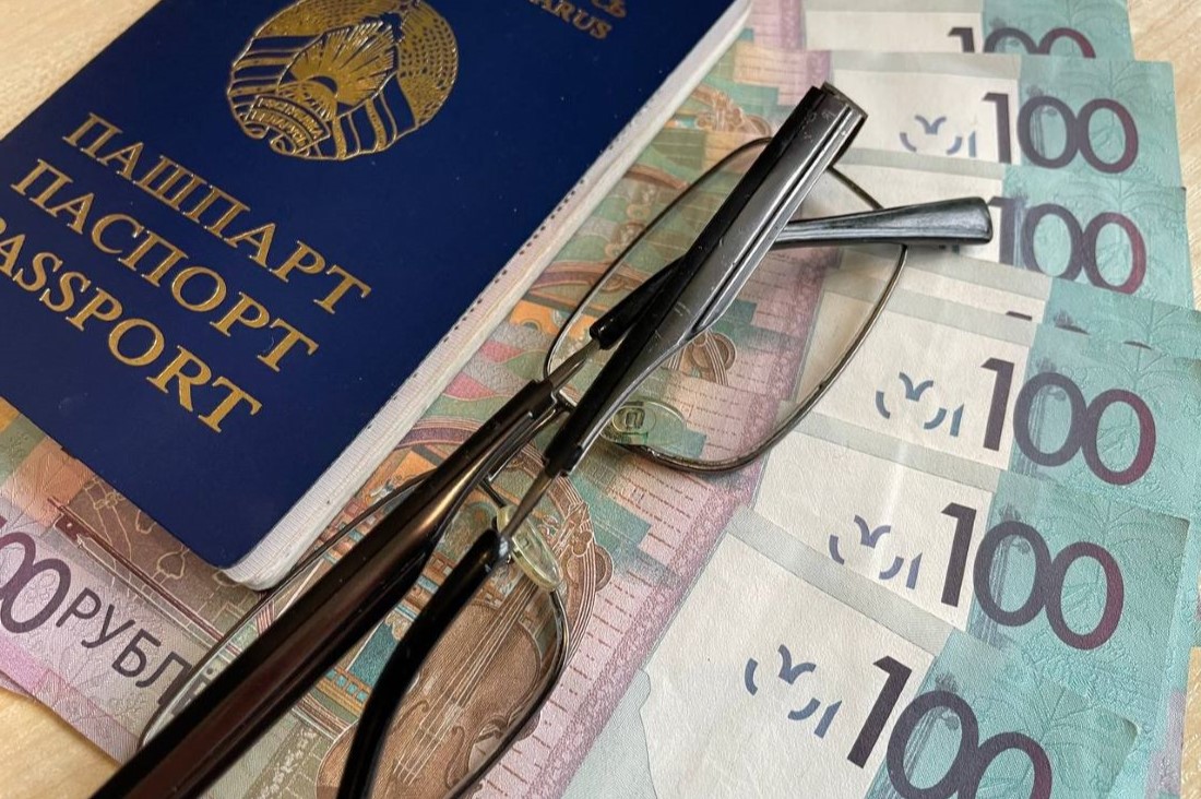 Сколько белорусов будут получать две пенсии? Новые цифры