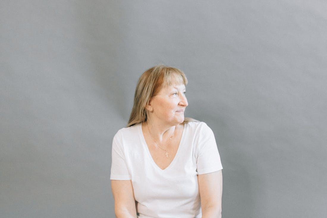 Успокойте сердце за 60 секунд: необычная поза, рекомендованная врачами