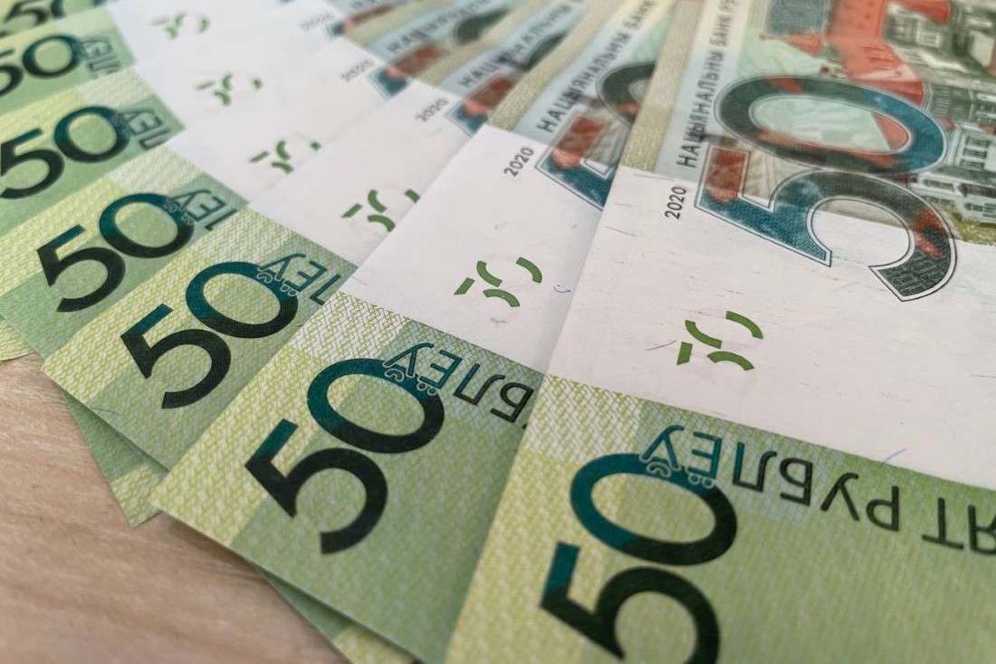 В Беларуси бюджетникам повысят зарплату