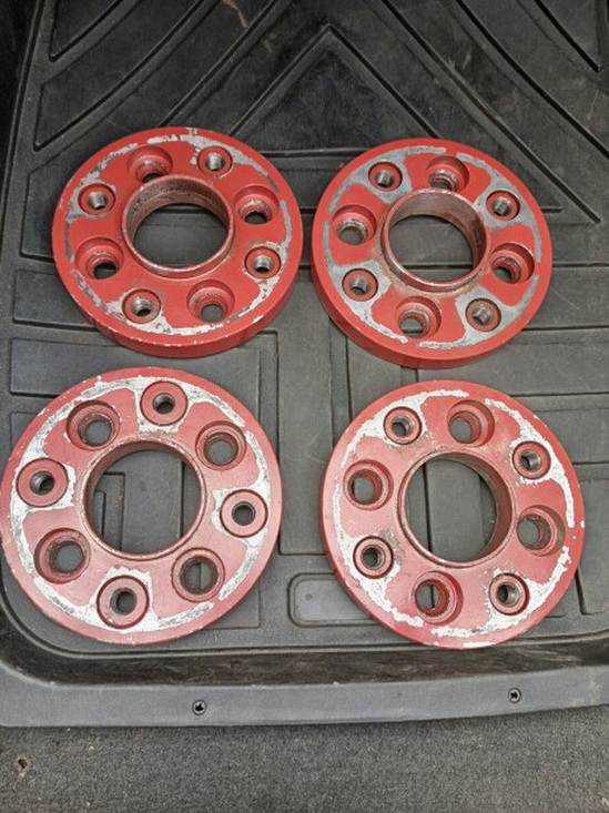 В Лиде поймали похитителей колес: им светит до 4 лет лишения свободы