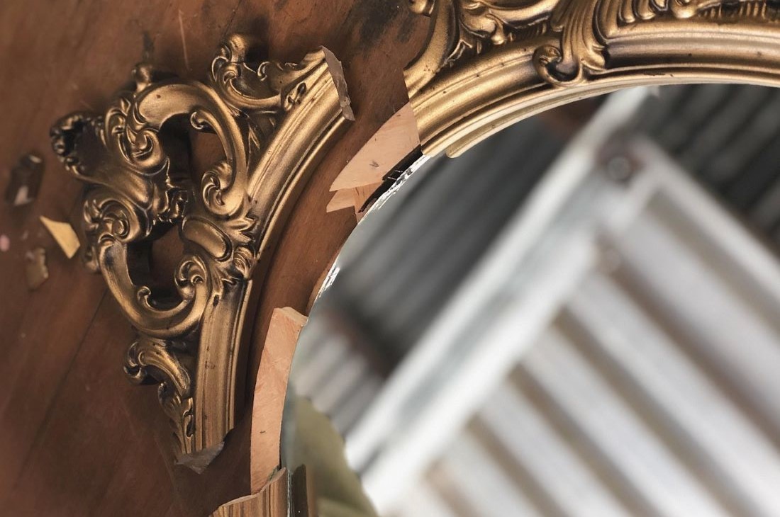 Вещи в вашем доме часто ломаются и исчезают? Это предупреждение – вот что происходит у вас дома