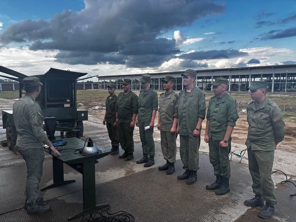 Военнослужащих 11-й гвардейской бригады обучили правилам безопасности перед учениями