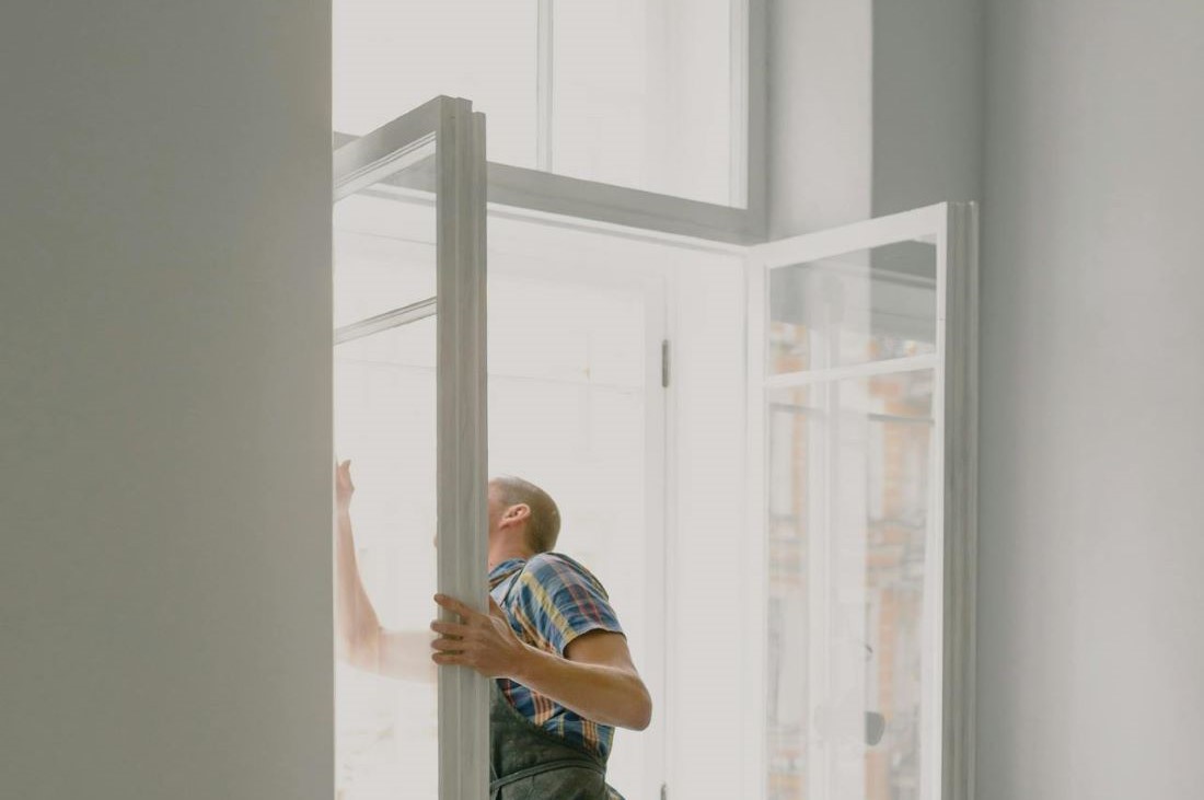 Вы уже перевели свои пластиковые окна в зимний режим? Вот как это сделать самому