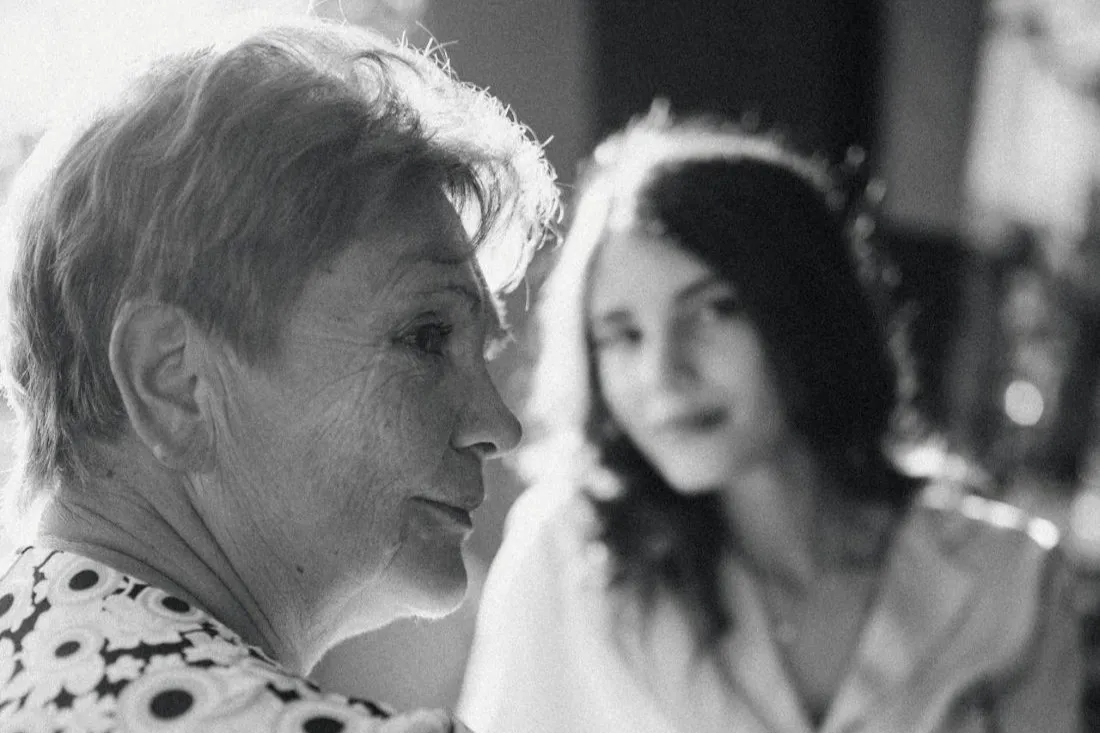 Вышла замуж не по маминому сценарию, и уже много лет она не может мне этого простить