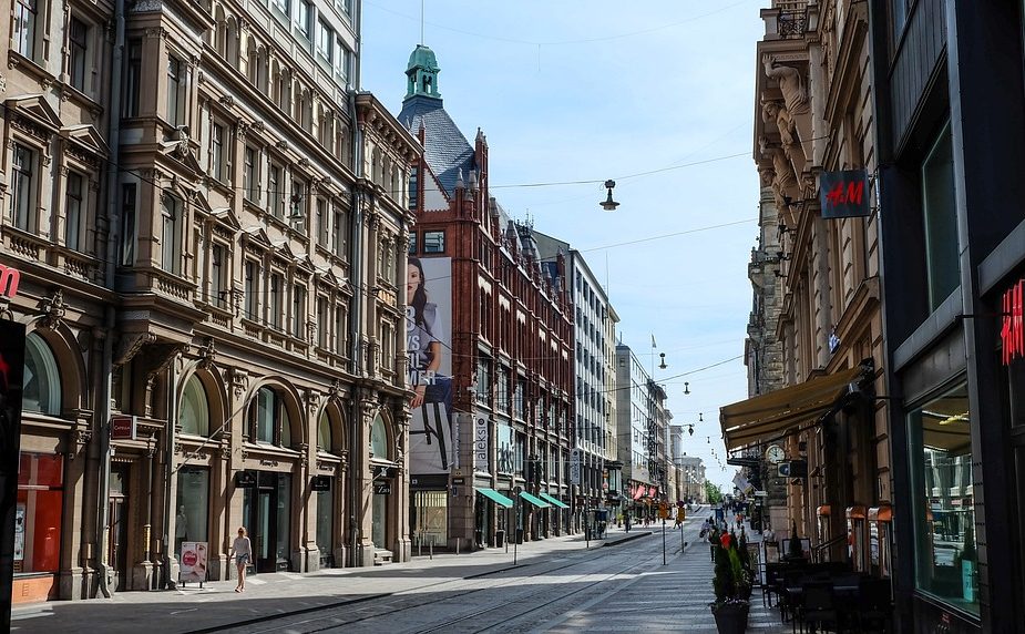 Улица Хельсинки